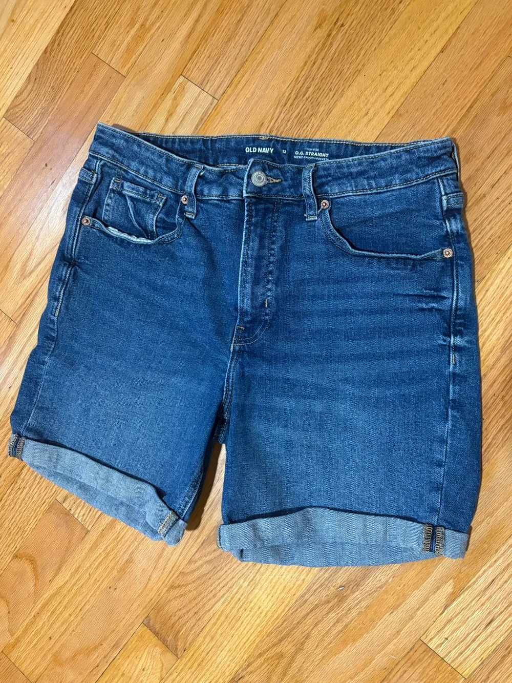 Old Navy comfortable mid